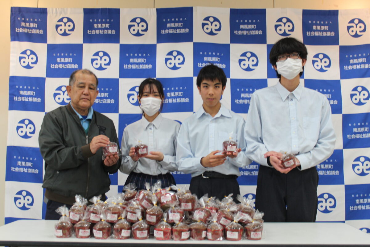 マフィン１００個寄贈ありがとうございます